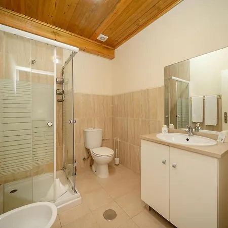 Dm 4 Hotel Campos (Povoa de Lanhoso, Braga)